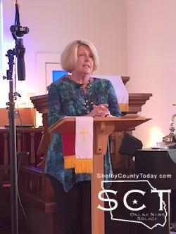 Merle Howard speaks on the history of Shelbyville Methodist Church
