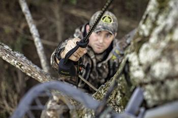 Using a good LifeLine keeps the hunter connected to the tree 100 percent of time. (Photo courtesy of Hunter Safety Systems)