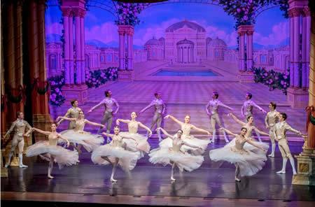 Tickets are still available for the Moscow Ballet’s “Great Russian Nutcracker” to be performed Nov. 16 and 17 at SFA.
