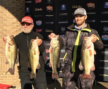 Harold Allen (left) of Shelbyville and Matt Loetscner won the Texas Tournament Trail 2018 season opener with 28.74 pounds.