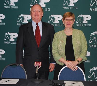 Powell and Shadduck pose for a photo prior to entering into a partnership between UNT and Panola College to help students further their college careers.