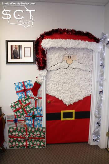 Town and Country Christmas Door Decorating Contest, Open House | Shelby ...