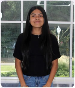 Kimberly Arcos-Cruz